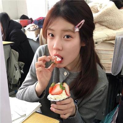 改变攻略对象后冷面少主他开窍了